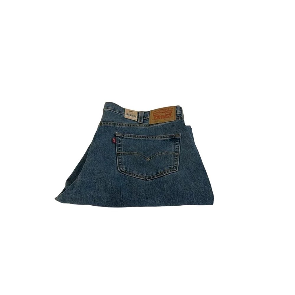Levi’s men’s jeans 550 blue size 30 X 38